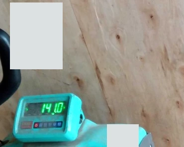 Scale display from the same anonymized package record